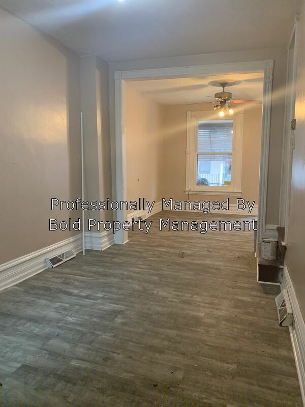 Building Photo - 4 Bedroom 1 Bath Home
