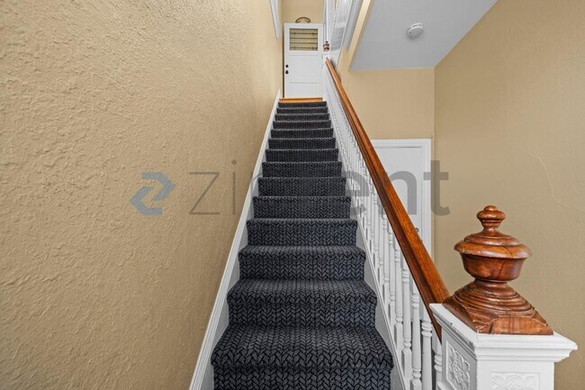 Foto del edificio - 827 Georgia St