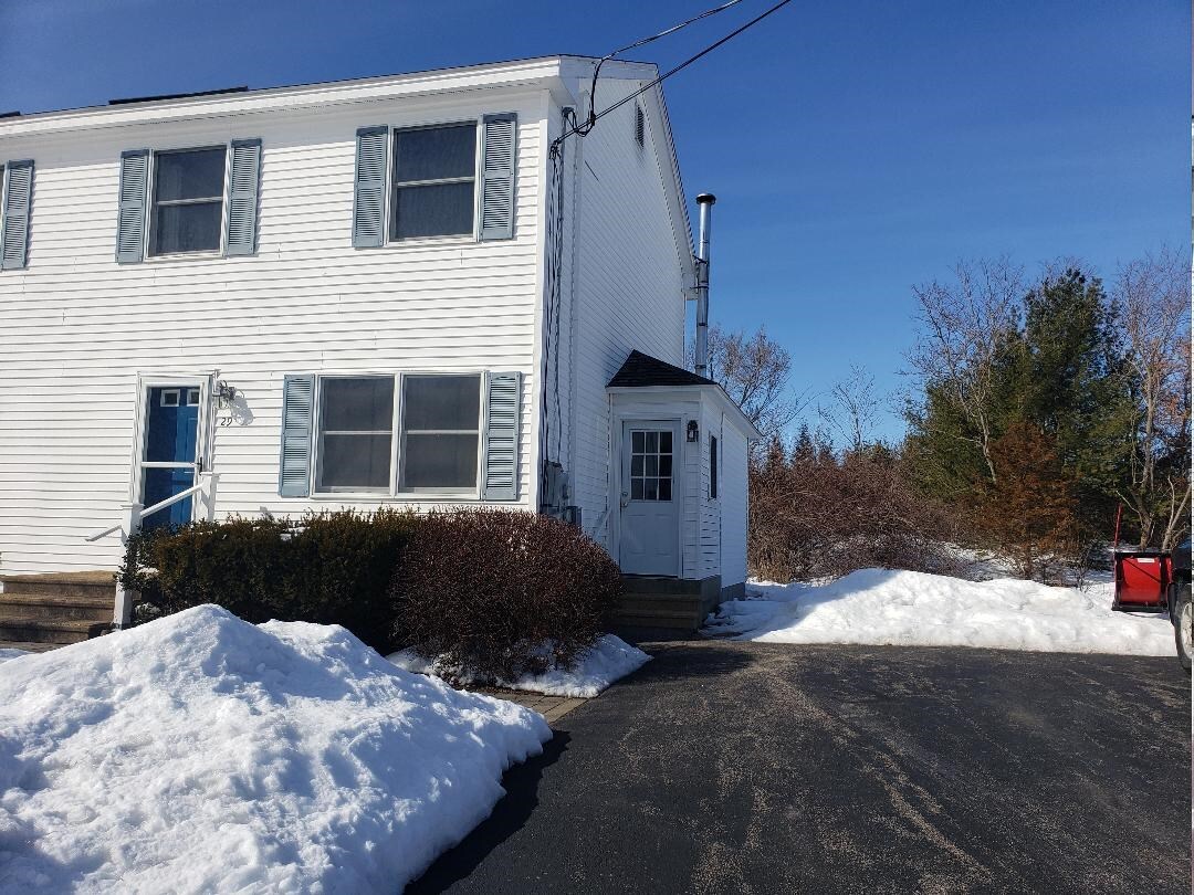 29 Maple Dr Unit 29, Greenland, NH 03840 Condo for Rent in Greenland