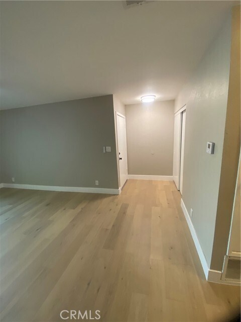 Foto del edificio - 1250 S Brookhurst St