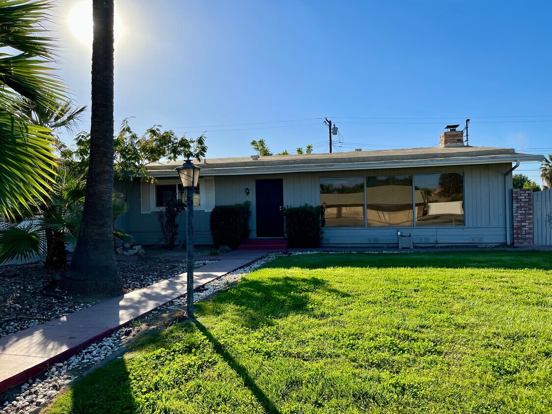 Your new home! - 1235 N Prospect St