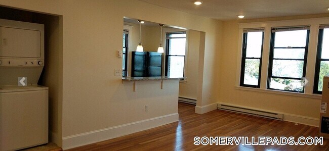 Foto del edificio - 379 Broadway