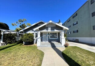 Building Photo - 364 Coronado Ave
