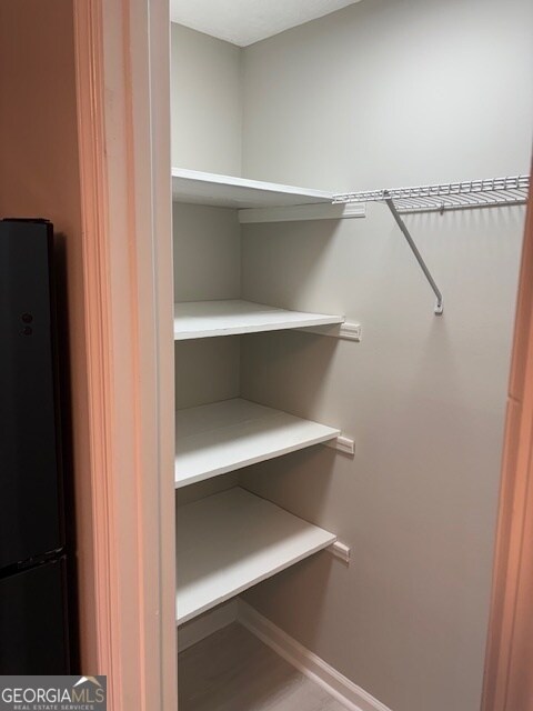 Foto del edificio - 140 Meadowbrook Ct
