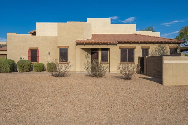 Building Photo - 3422 E University Dr