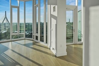 Building Photo - 100 Lovejoy Pl