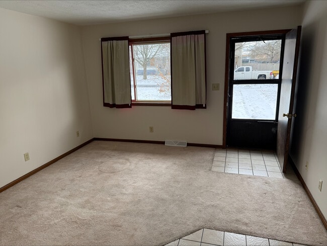 Building Photo - 1283 California Ave