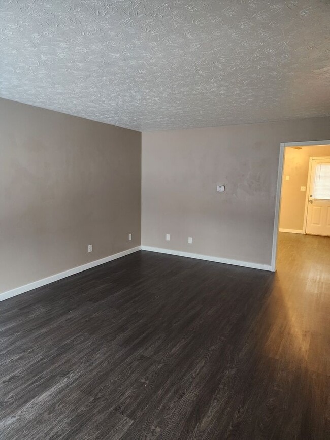 Building Photo - 1817 Kraig Dr