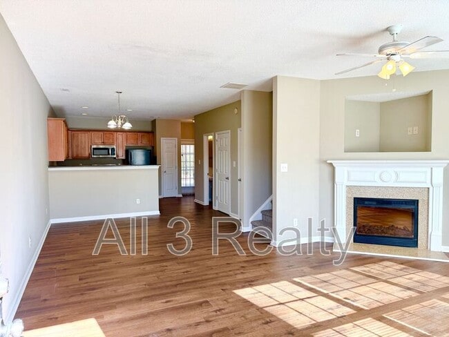 Foto del edificio - 8330 Oakley Cir