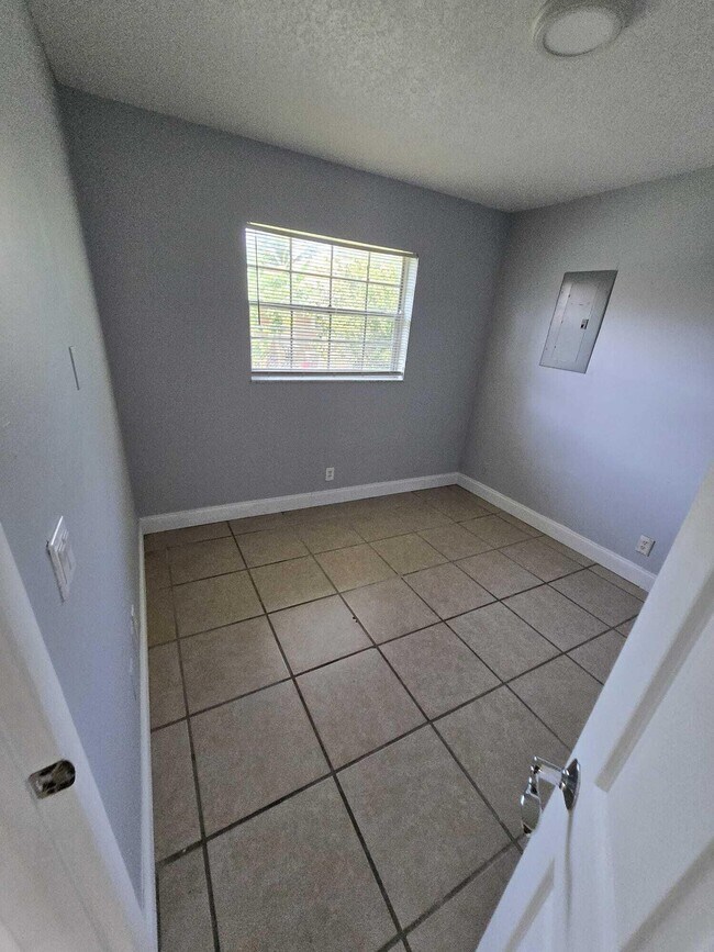 Foto del edificio - 4990 Kirk Rd