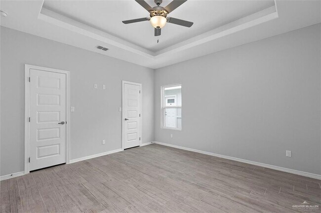 Foto del edificio - 2104 Redbud Ln