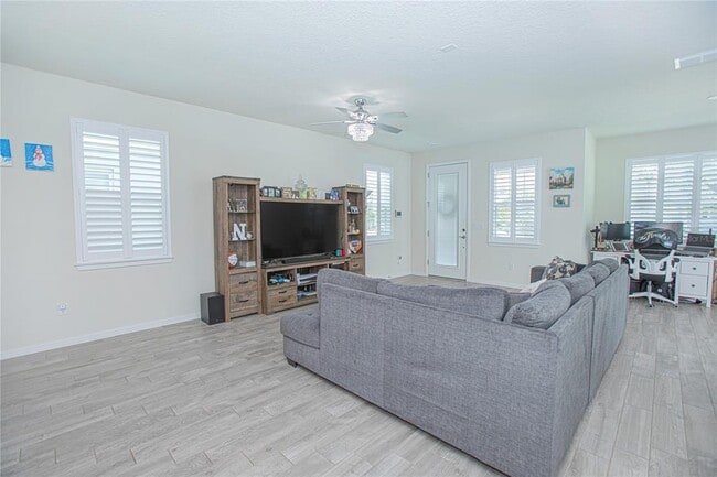 Building Photo - 14365 Lanikai Beach Dr