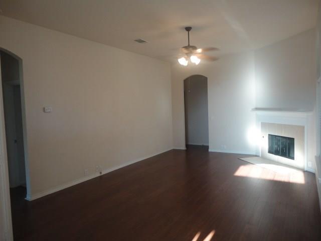 Building Photo - 7460 Ravenhill Dr