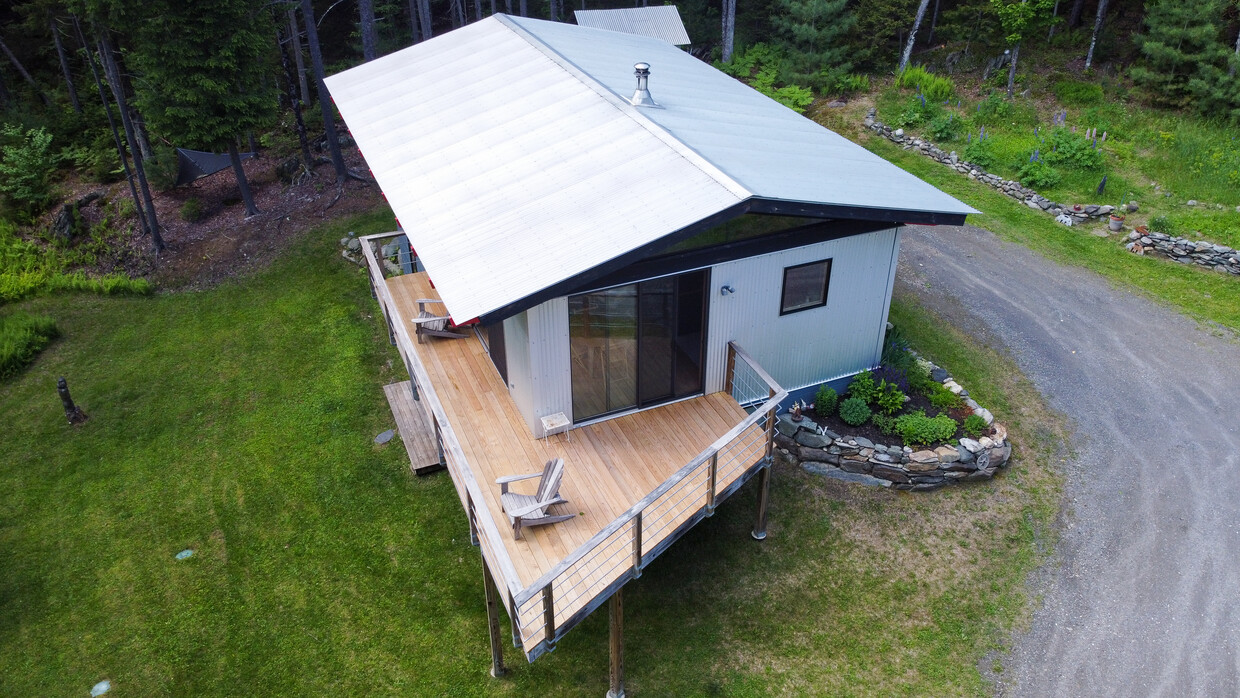 Foto principal - 127 Wood Rd