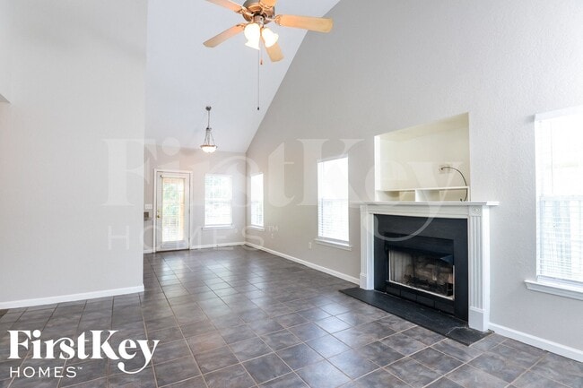 Building Photo - 640 Meriweather Dr