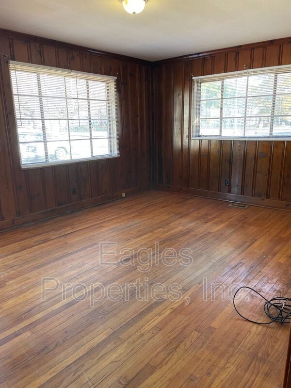 Foto del edificio - 1112 Beech St