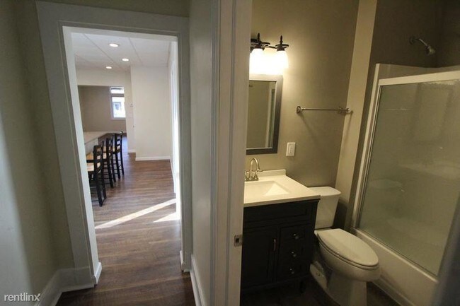 Building Photo - 1707 Morrell St