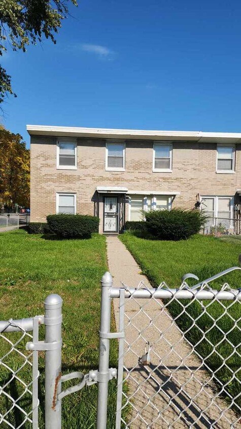 Primary Photo - 259 W 46th St