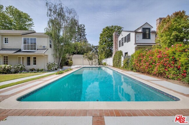 Building Photo - 317 S Burlingame Ave