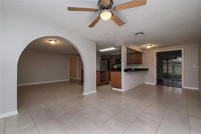 Building Photo - 7226 Exemplar Dr