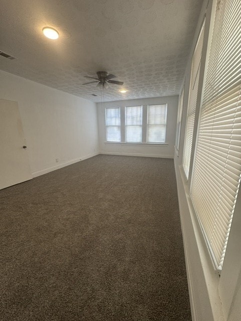 Building Photo - 704 W Richard Ave