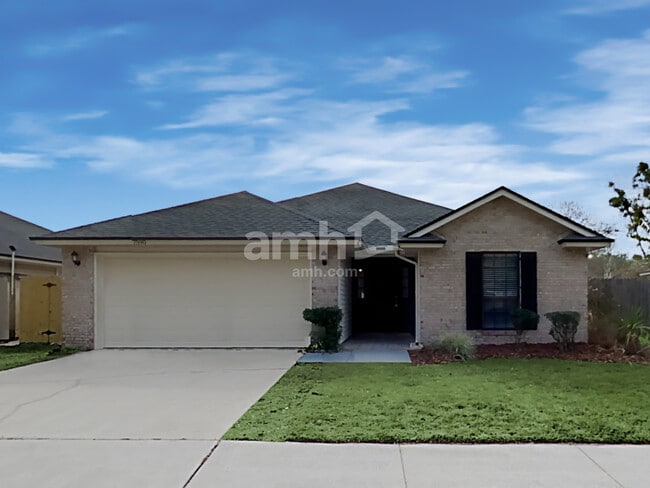 Building Photo - 7590 Fawn Lake Dr N