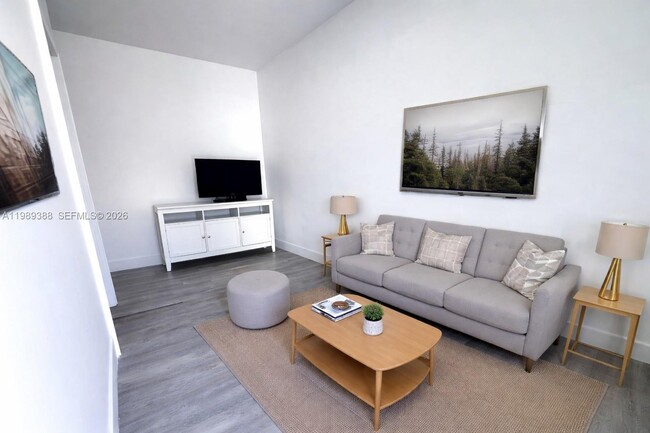 Foto del edificio - 16201 SW 144th Ct