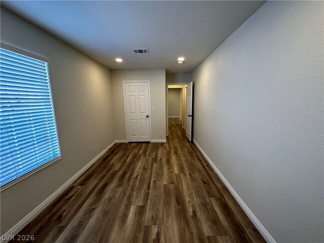 Building Photo - 1034 Skysail Dr