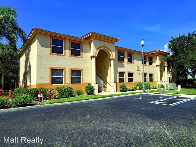 Building Photo - 15361 Bellamar Cir