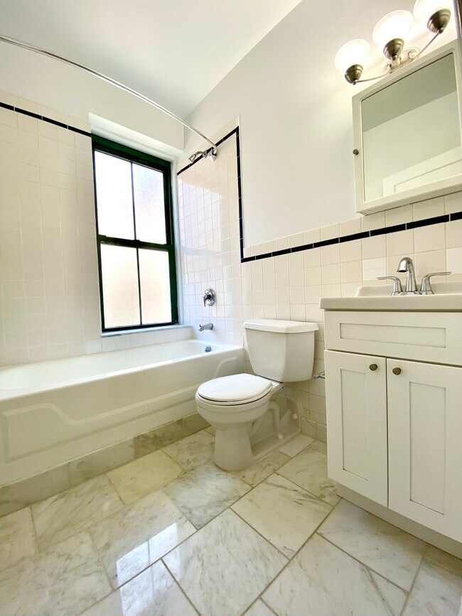 Foto del edificio - 511 E 78th St