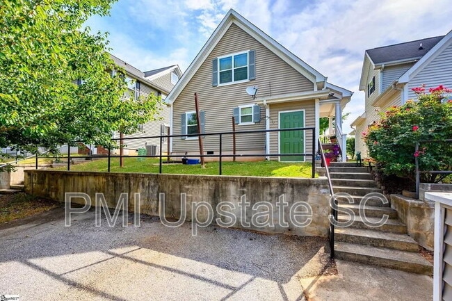 Photo - 4 Aisha St House