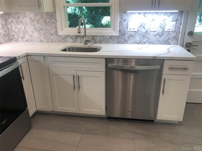 Foto del edificio - 3213 S Shelley St