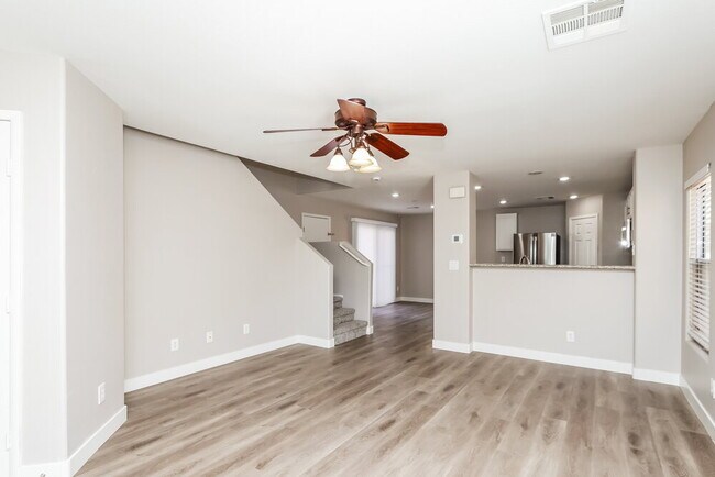 Foto del edificio - 4792 W Shelbourne Ave