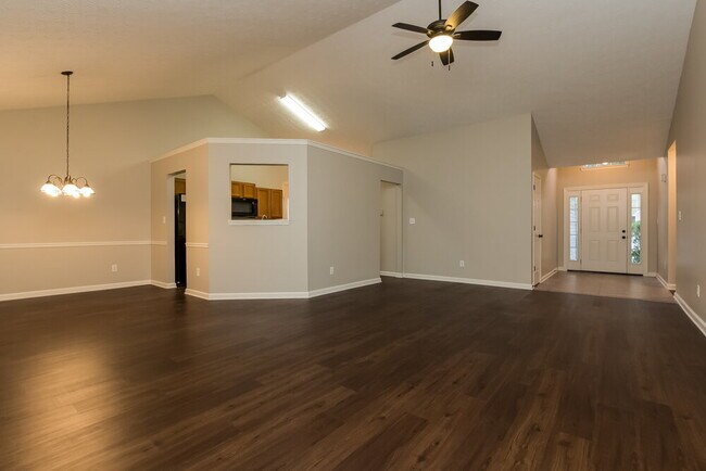 Building Photo - 2350 Larpent Ct
