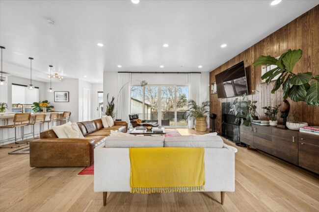 Foto del edificio - 4664 Elm Ct