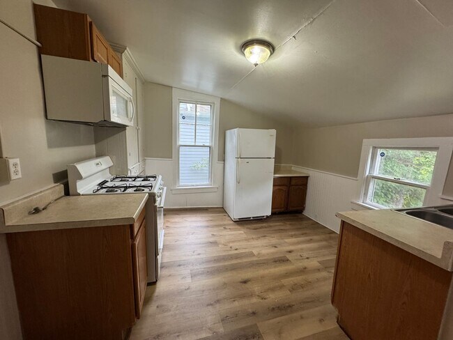 Foto del edificio - 1 bedroom 1 bath home in Rock Island