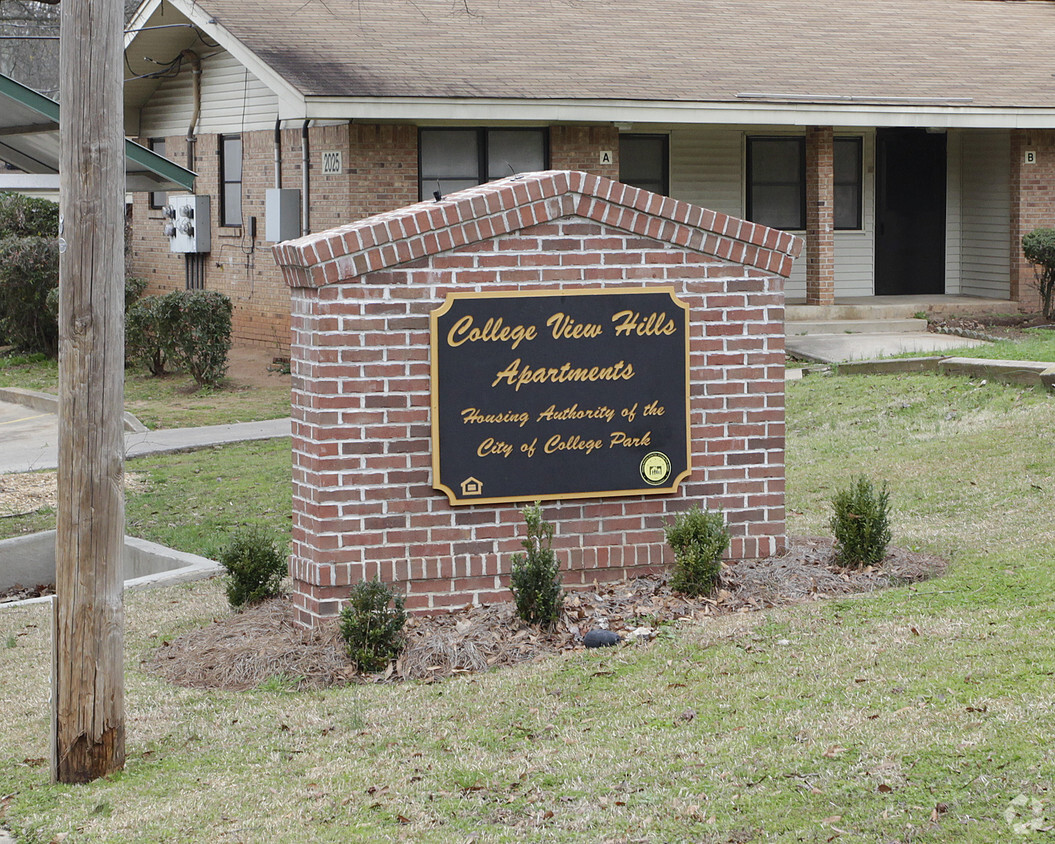 Building Photo - College View Hills Apartments