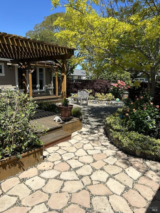 Building Photo - 1 Key Largo Course