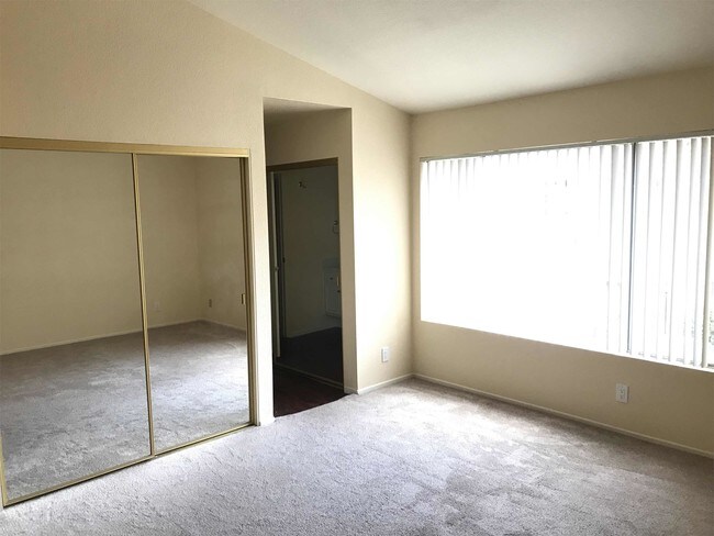 Foto del edificio - 1023 Arbor Ln