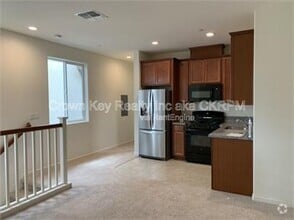 Building Photo - 473 Albertina Ave