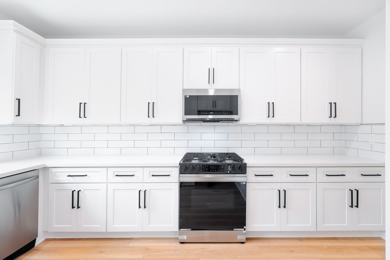 Building Photo - 7903 Sunnyhill St