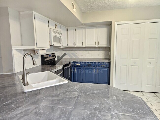 Building Photo - 8184 McGuire Dr