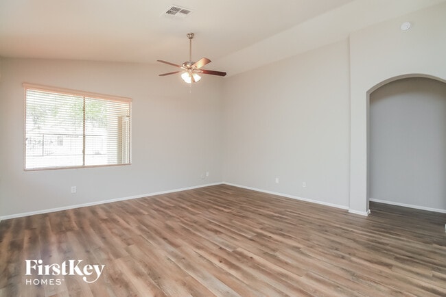 Building Photo - 29882 N Broken Shale Dr