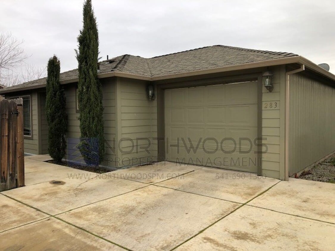 Primary Photo - Cozy 1 Bed 1 Bathroom-Located in Friendly ...