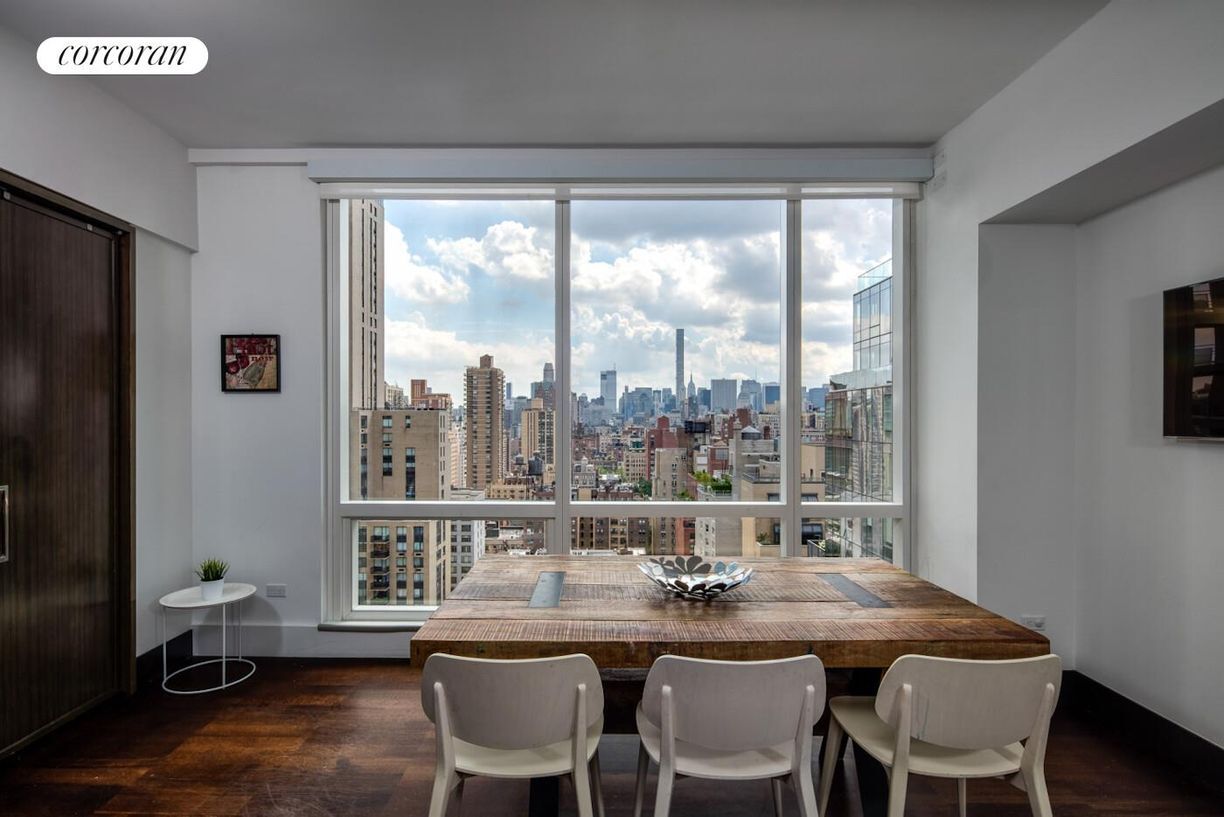 Foto principal - 151 E 85th St