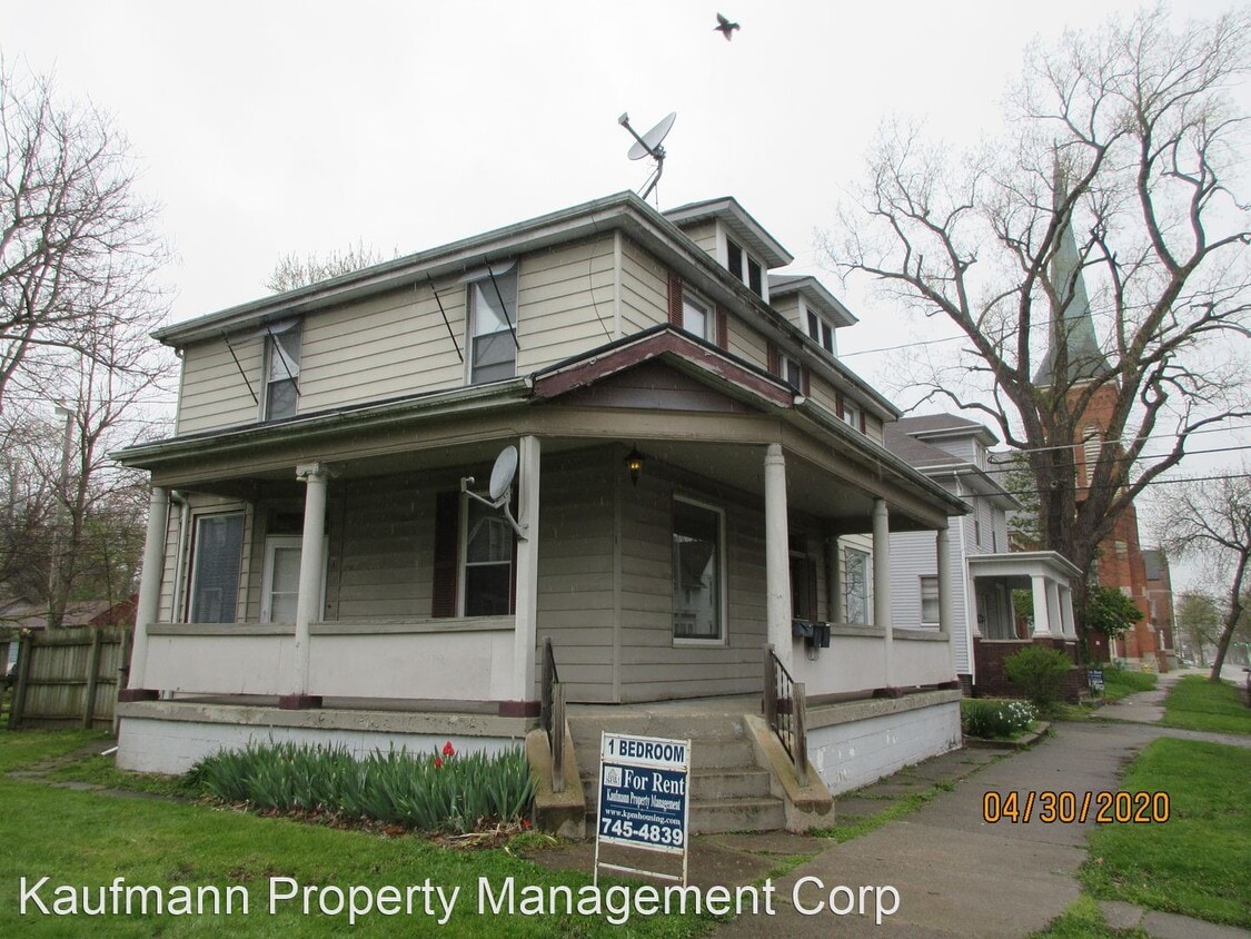 Primary Photo - 2228 S Harrison St