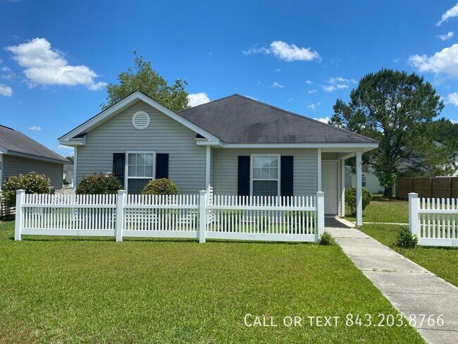 Building Photo - 202 Saturn Ct