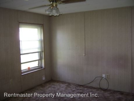 Building Photo - 765 Eve Dr