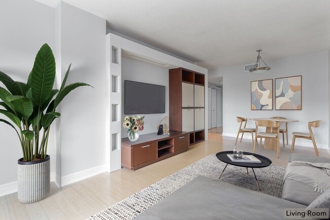 Foto del edificio - 50 Menores Ave