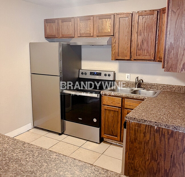 Building Photo - 5711 N 43rd St